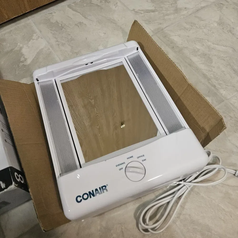 Conair Reflections Lighted Makeup Mirror 4 Settings 5x 1x Magnification TM8LX